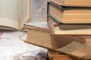 一批法律法规下月起施行！