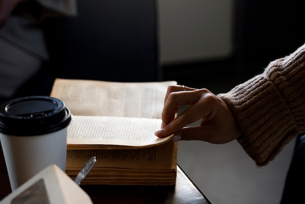 做微商怎么加人加好友的方法和技巧解密